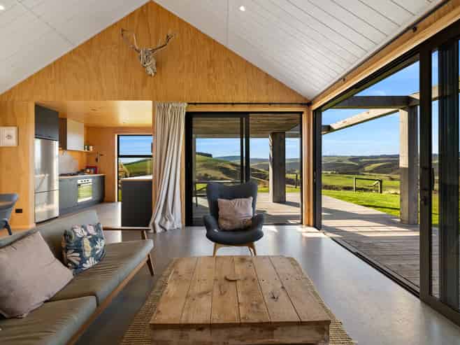 120 Mair Road, Curio Bay