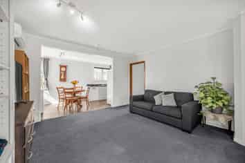 5 Charlotte Lane, Brightwater