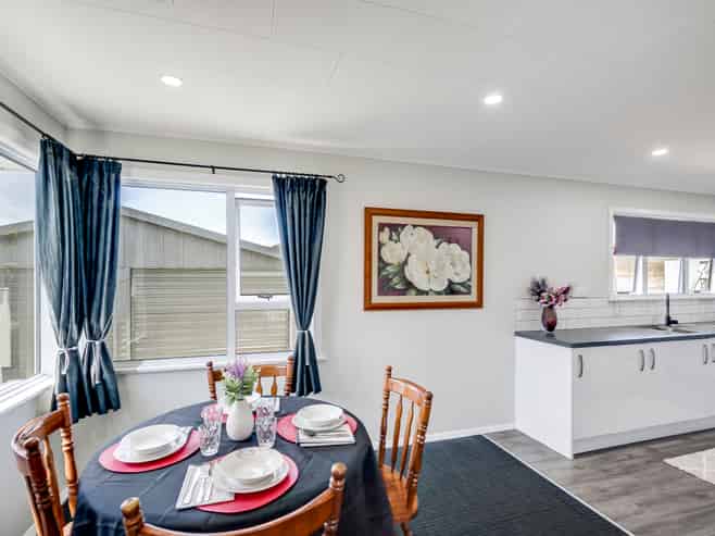 69 Clarence Cox Crescent, Pirimai