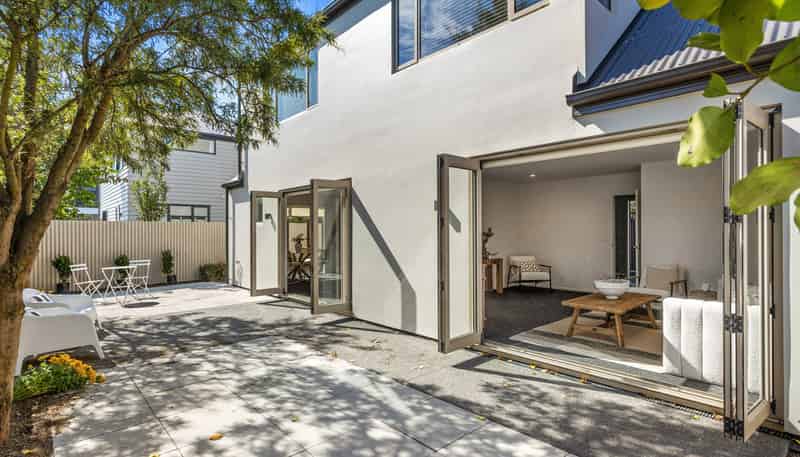 490 Manchester Street, Saint Albans