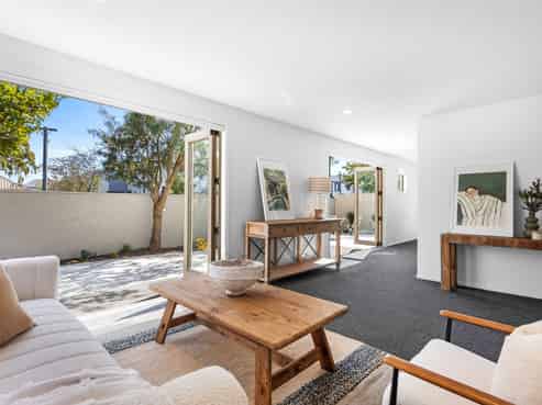 490 Manchester Street, Saint Albans