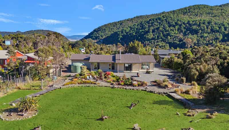 12 Range View Road, St Arnaud