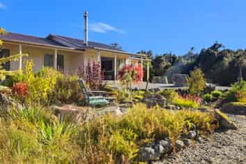 12 Range View Road, St Arnaud