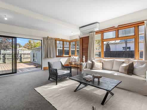 35 Wilsons Road South, Saint Martins