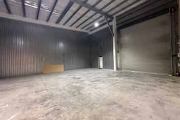 Solid Unit in Tightly Held Industrial Precinct