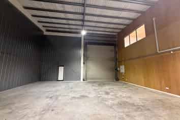 Solid Unit in Tightly Held Industrial Precinct