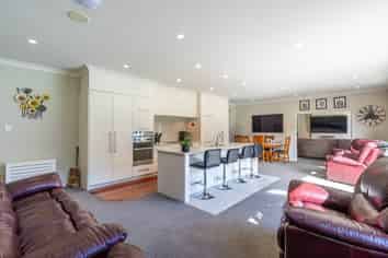 47 Matua Grove, Otatara