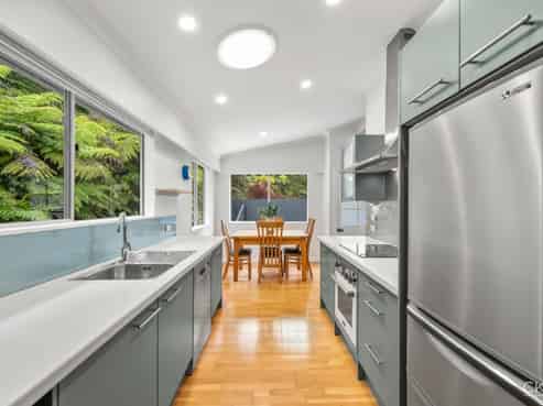 32 Forest Road, Pinehaven