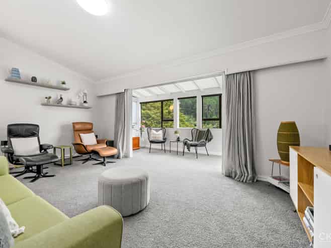 32 Forest Road, Pinehaven