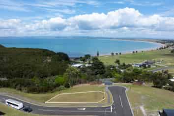 14 Akeake Crescent, KARIKARI PENINSULA