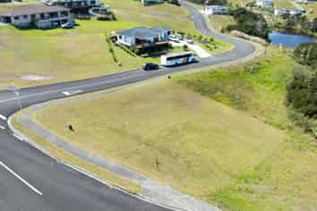 14 Akeake Crescent, KARIKARI PENINSULA