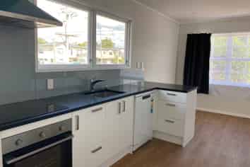 12 Edwards Avenue, Henderson