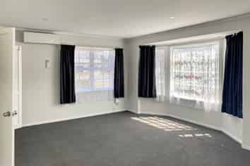 12 Edwards Avenue, Henderson