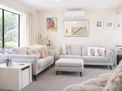 2/102 Manhattan Heights, Glendene