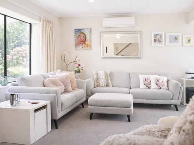 2/102 Manhattan Heights, Glendene