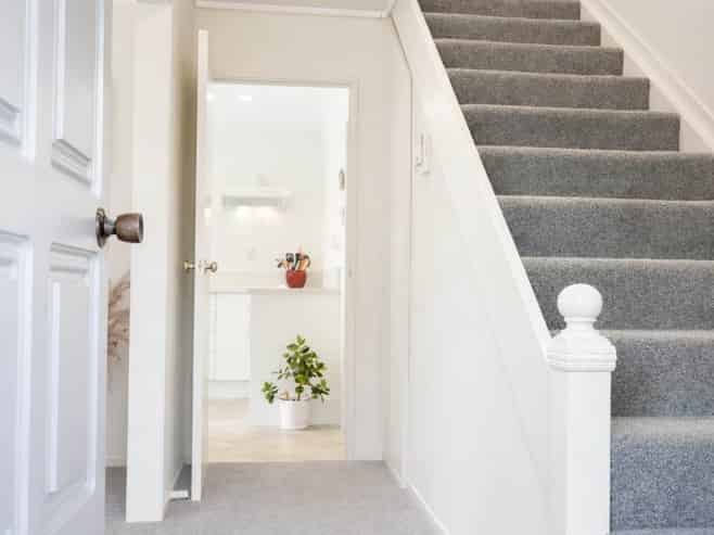 2/102 Manhattan Heights, Glendene