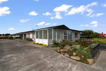 2/335 North Road, WAIKIWI