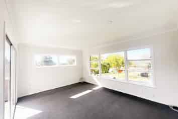 12 Megan Avenue, Pakuranga Heights