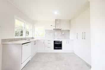 12 Megan Avenue, Pakuranga Heights