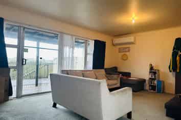 196  Methuen Road, New Windsor