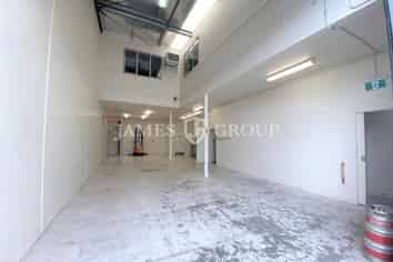 Tilt Slab Unit in Secure Complex