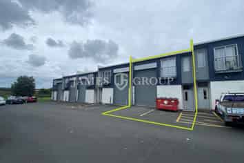 Tilt Slab Unit in Secure Complex