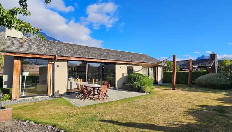 5 Glengarry Court, Jacks Point