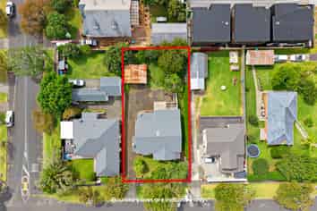 15 Rossgrove Terrace, Mount Albert