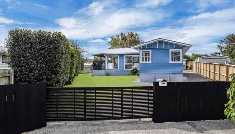 11 Lucknow Place, Blockhouse Bay