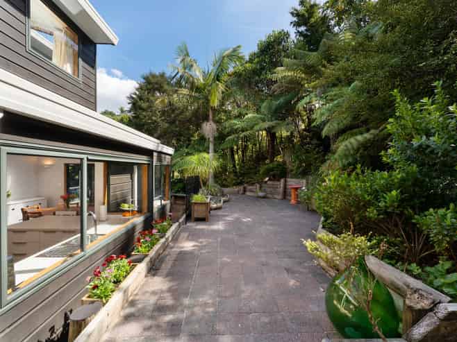 5a Gannet Point, Rothesay Bay