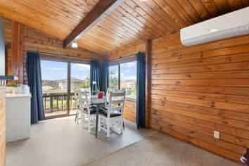 773 Whangaparaoa Road, Manly