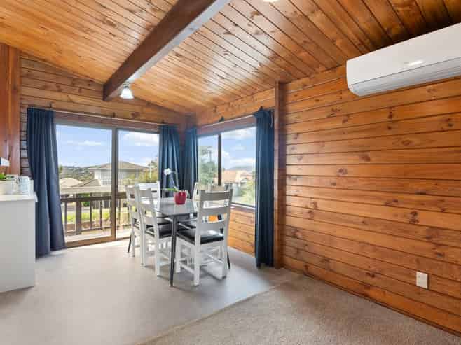 773 Whangaparaoa Road, Manly