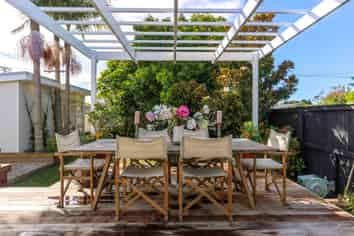 60a Ladies Mile, Manly