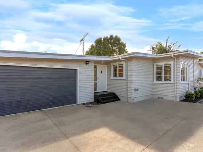 60a Ladies Mile, Manly