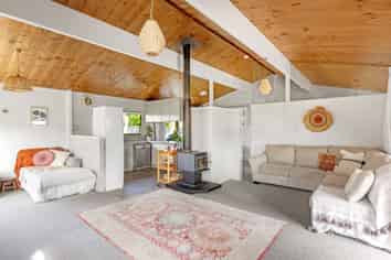 102 Oak Street, Mangapapa