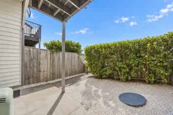 10 Peony Mews, Oteha
