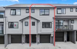 10 Peony Mews, Oteha