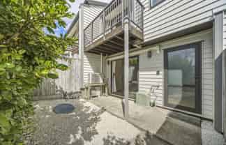 10 Peony Mews, Oteha