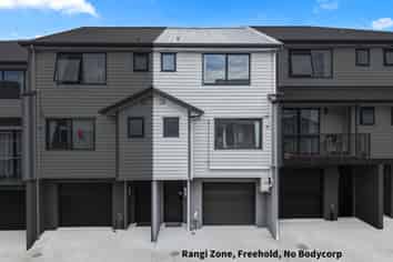 10 Peony Mews, Oteha