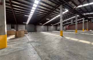 High Profile Warehouse with Dual Roller Access