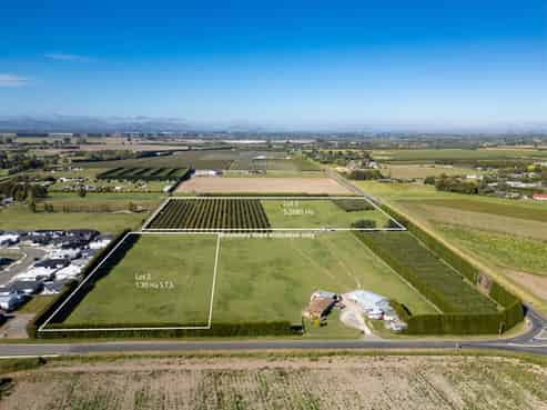  5 Kenny Road, 120 Willowbank Ave, 95 Eriksen Road, Meeanee