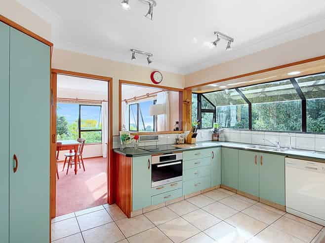 111 Victoria Street, Thames