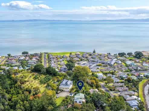 111 Victoria Street, Thames