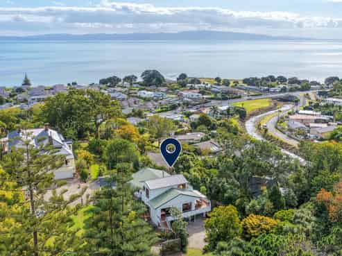 111 Victoria Street, Thames