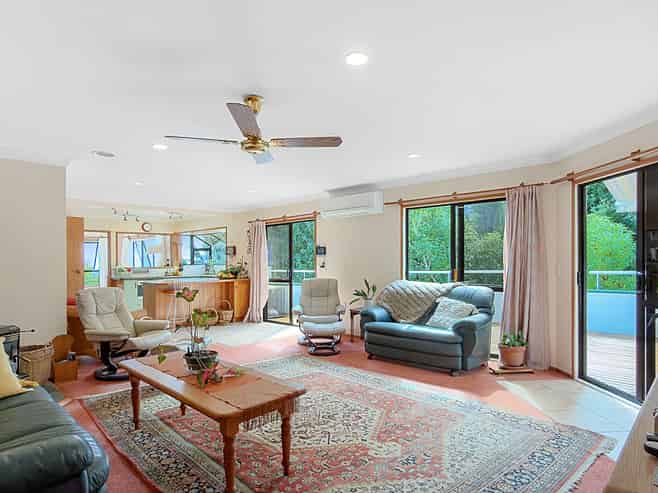 111 Victoria Street, Thames