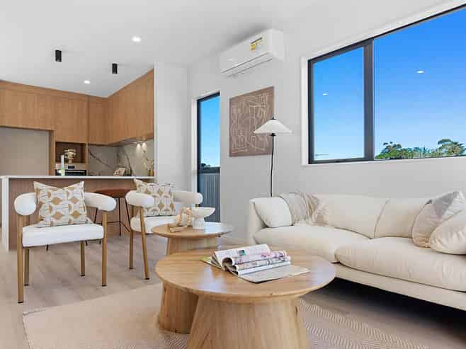 11b Glenfinn Place, Massey