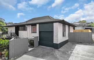 2/23 Birman Close, Half Moon Bay