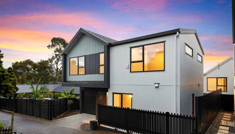 94 Takutai Avenue, Half Moon Bay