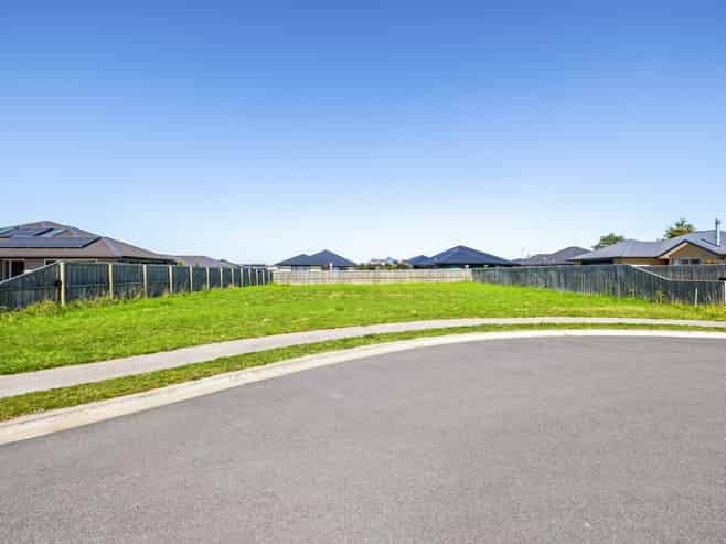 7 Shier Place, Amberley