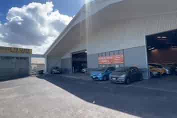 Functional Warehouse, Serious Location